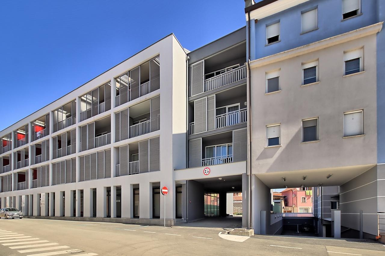 Apartment Summertime House With *